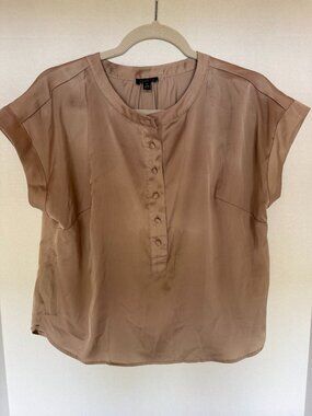 Talbots silky satin top with buttons XS Petite A-021